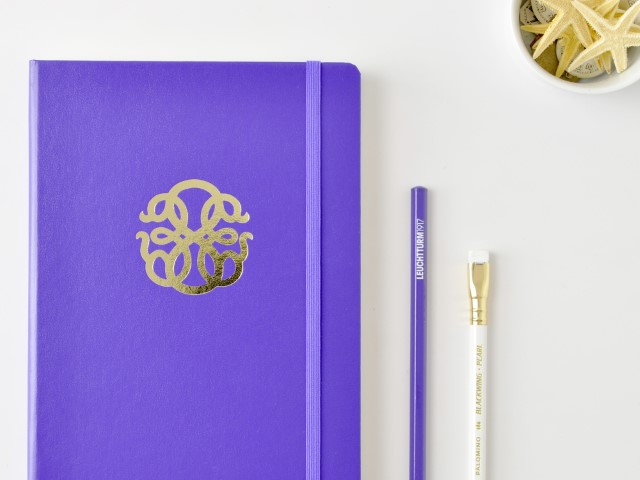 custom logo journal